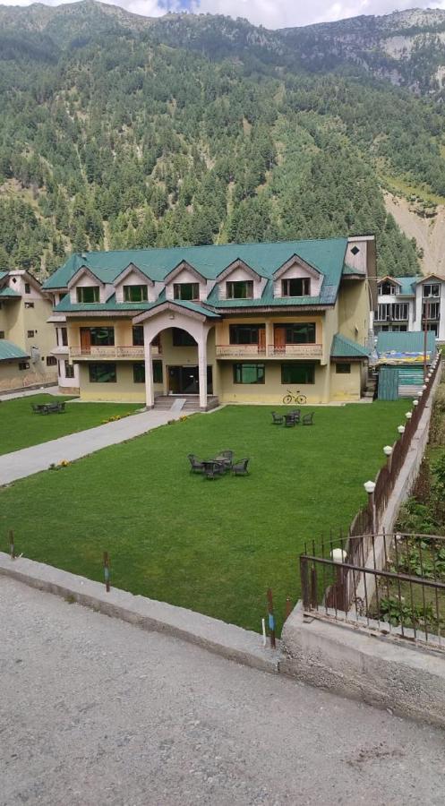 Hotel Sheen Srīnagar Extérieur photo